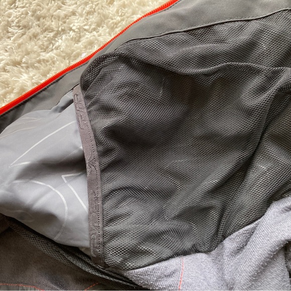 Snow jacket - Picture 8 of 14